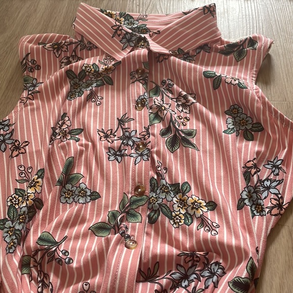Pink button up dress no boundaries floral and stripes pink dress with lace back - Picture 4 of 8